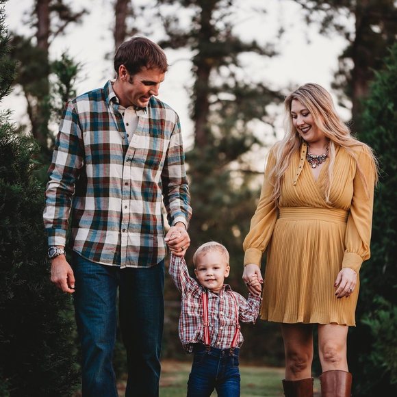 Meet your Posher, Lindsay - Picture 1 of 1